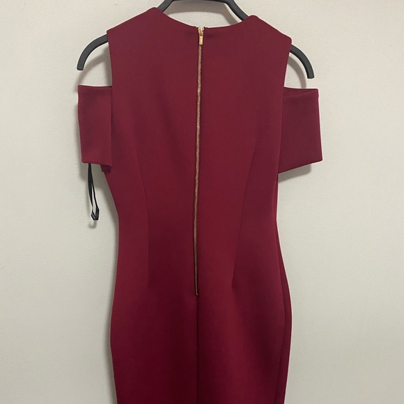 Dress - Picture 2 of 2